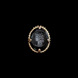 Amorita retro figurine black glass ring for women.