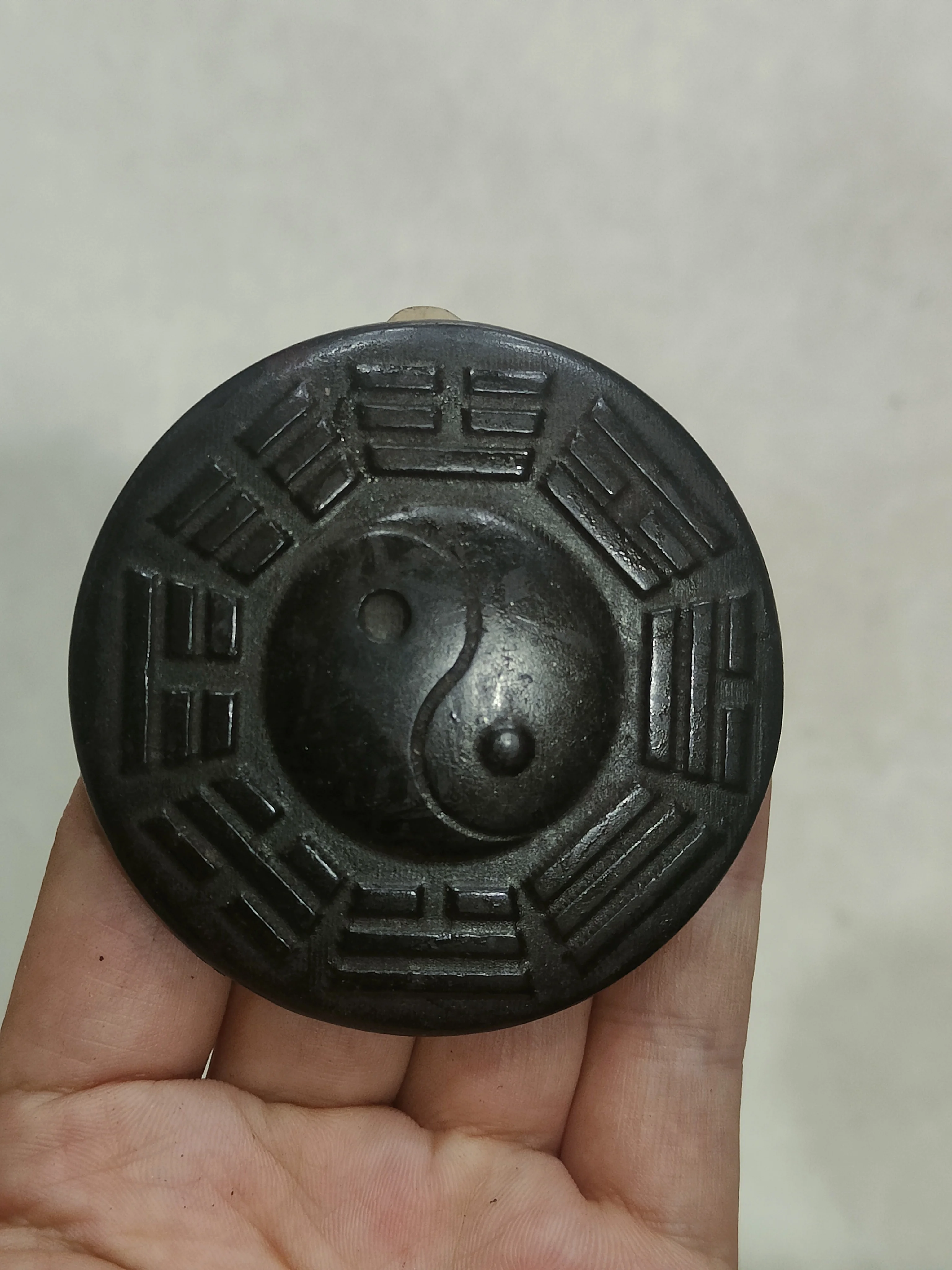 China Hongshan culture meteorite iron Eight trigram Frisbee decoration home