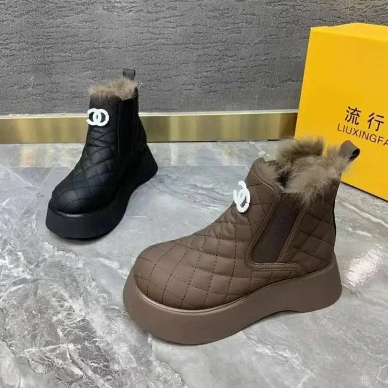 Scarpe basse da donna Stivali da neve invernali con suola spessa Scarpe sportive casual da donna in peluche Stivali da donna alti caldi e resistenti