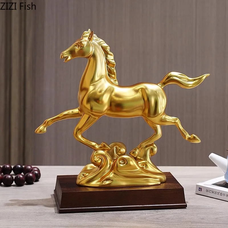 

Creative Golden Horse Mascot Animal Sculpture Desk Decoration Ornaments Resin Crafts Steed Statue Artwork Room Aesthetic Decor