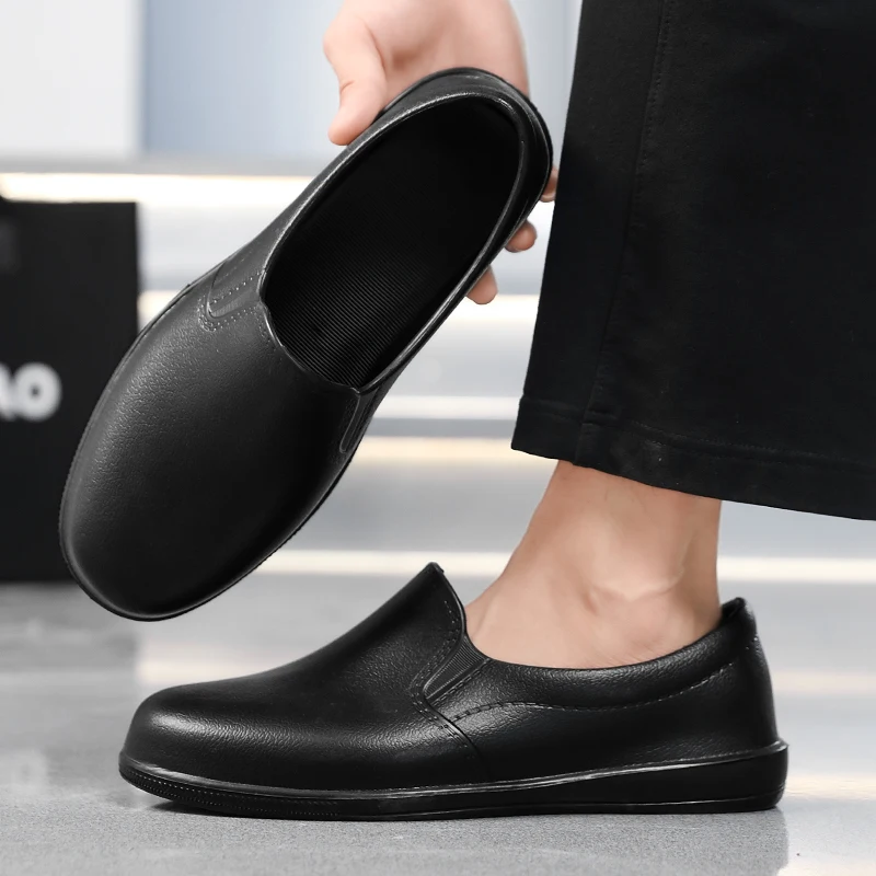 

Men's Non-Slip, Wear-Resistant Slip-On Work Shoes, Chef's Shoes, Black Kitchen Work Shoes, Waterproof and Oil-Proof Sandals