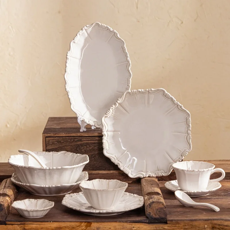 Elegant Classical Plate French Retro Ceramic Dishes Home Plate Rice Bowl Party Tableware Set White Lace Embossed Dinner Plate