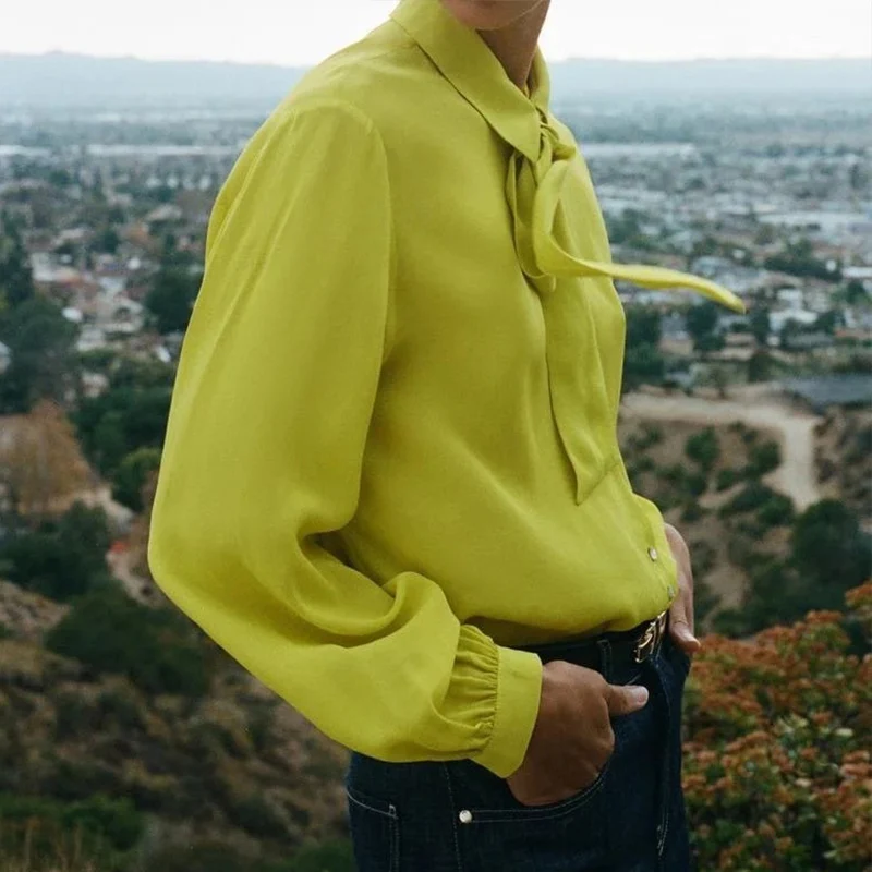 Printemps 2025 femmes Faion Long Sve irt avec nœud papillon conception coupe ajustée fibre de Polyester couleur Pure polyvalent Sle