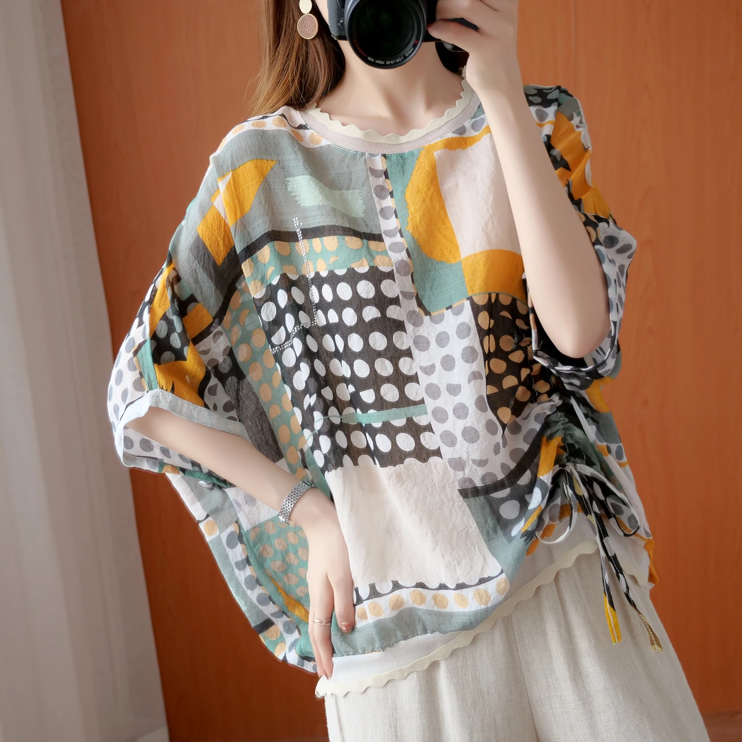 Женская футболка больших размеров, летняя свободная художественная футболка с большим принтом, скрывающее мясо, круглый горошек, подходящая к любой одежде, хлопковая одежда для поездок на работу