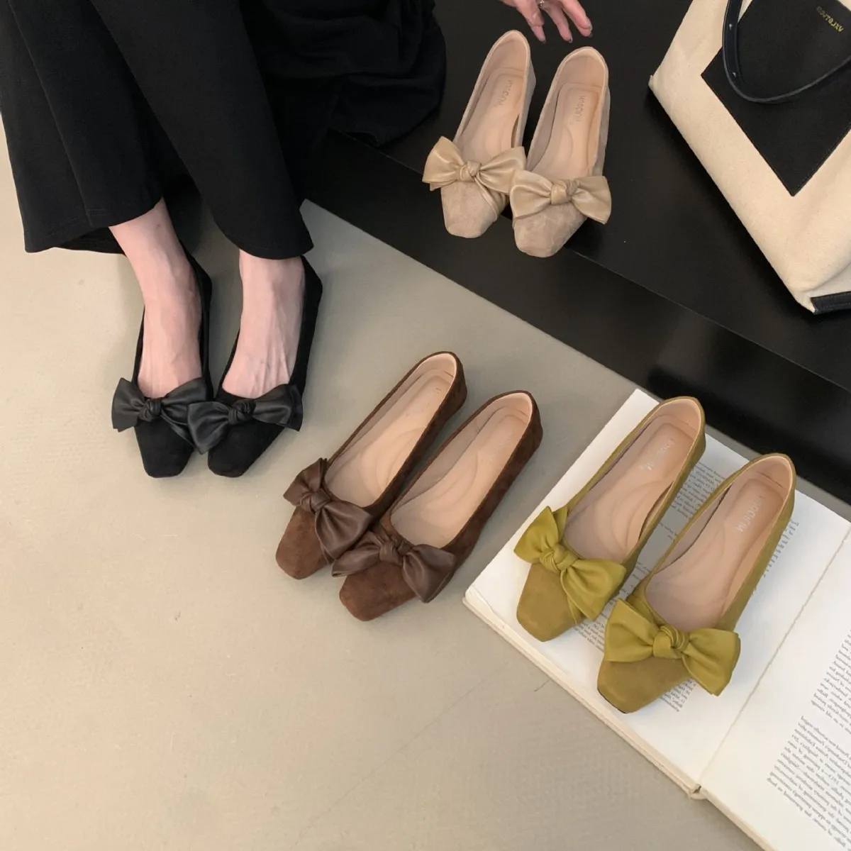 韓国靴-浅口-リボン結び-スリッポン-レディース-女性用シューズ-オールマッチ-スクエアトゥ-2026-バタフライ-スリッポン-ドレスシューズ-ボートシューズ-pu-フロッキー