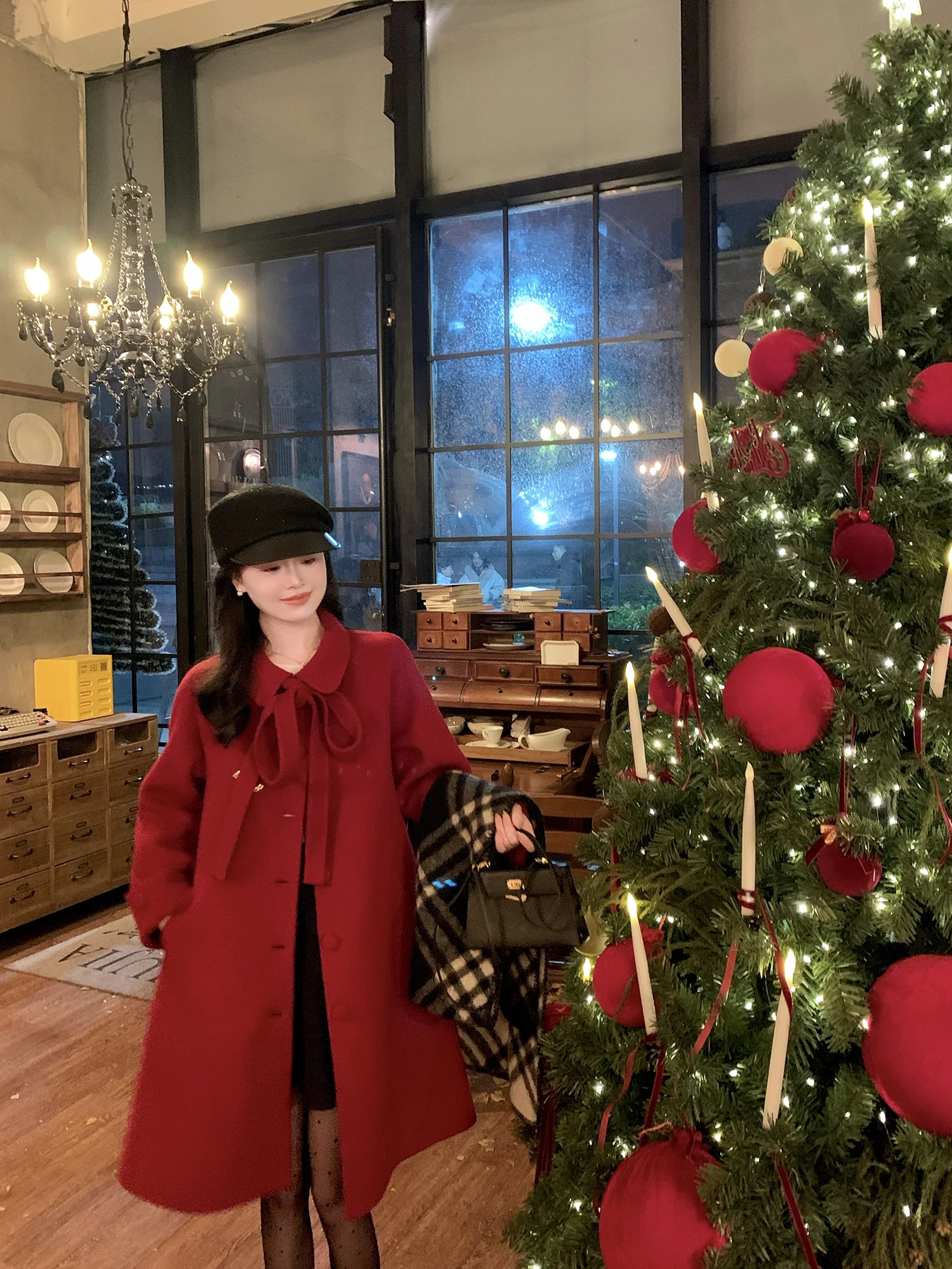 

Wang Han Yan Cisas Eve 00 шерстяное двустороннее пальто-камерер с бантом, красная обручальная новогодняя женская верхняя одежда средней длины