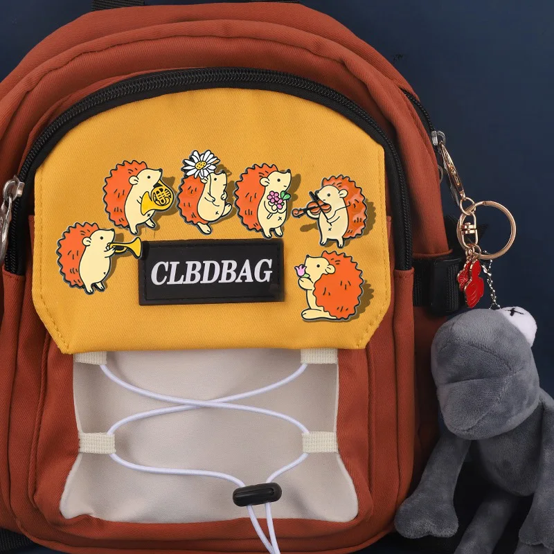 Металлический-значок-с-милым-мультяшным-ежиком-милая-креативная-брошь-из-сплава-куртка-рюкзак-универсальные-аксессуары-украшение-на-булавке