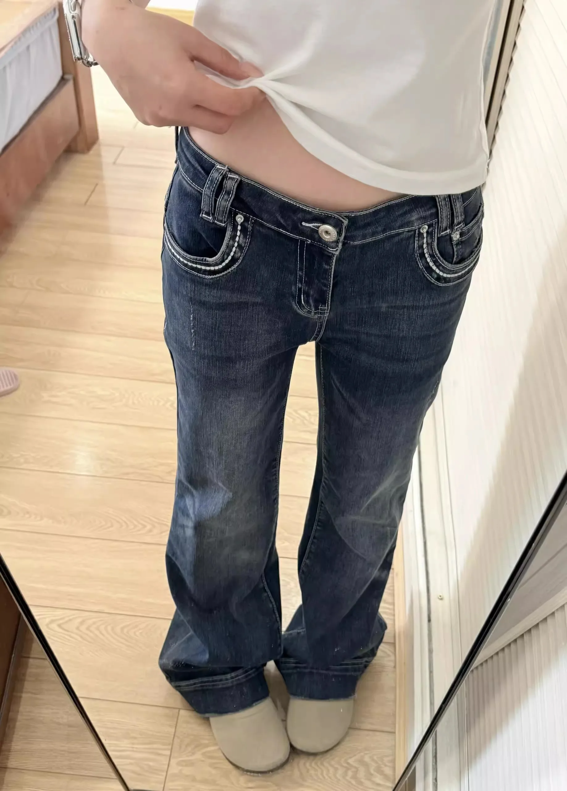 

2026 New Style Korean Fashion Streetwear Jeans Women Low-rise Flare Jeans Long Denim Pants Y2K Casual Floor-grazing Pants Jeans