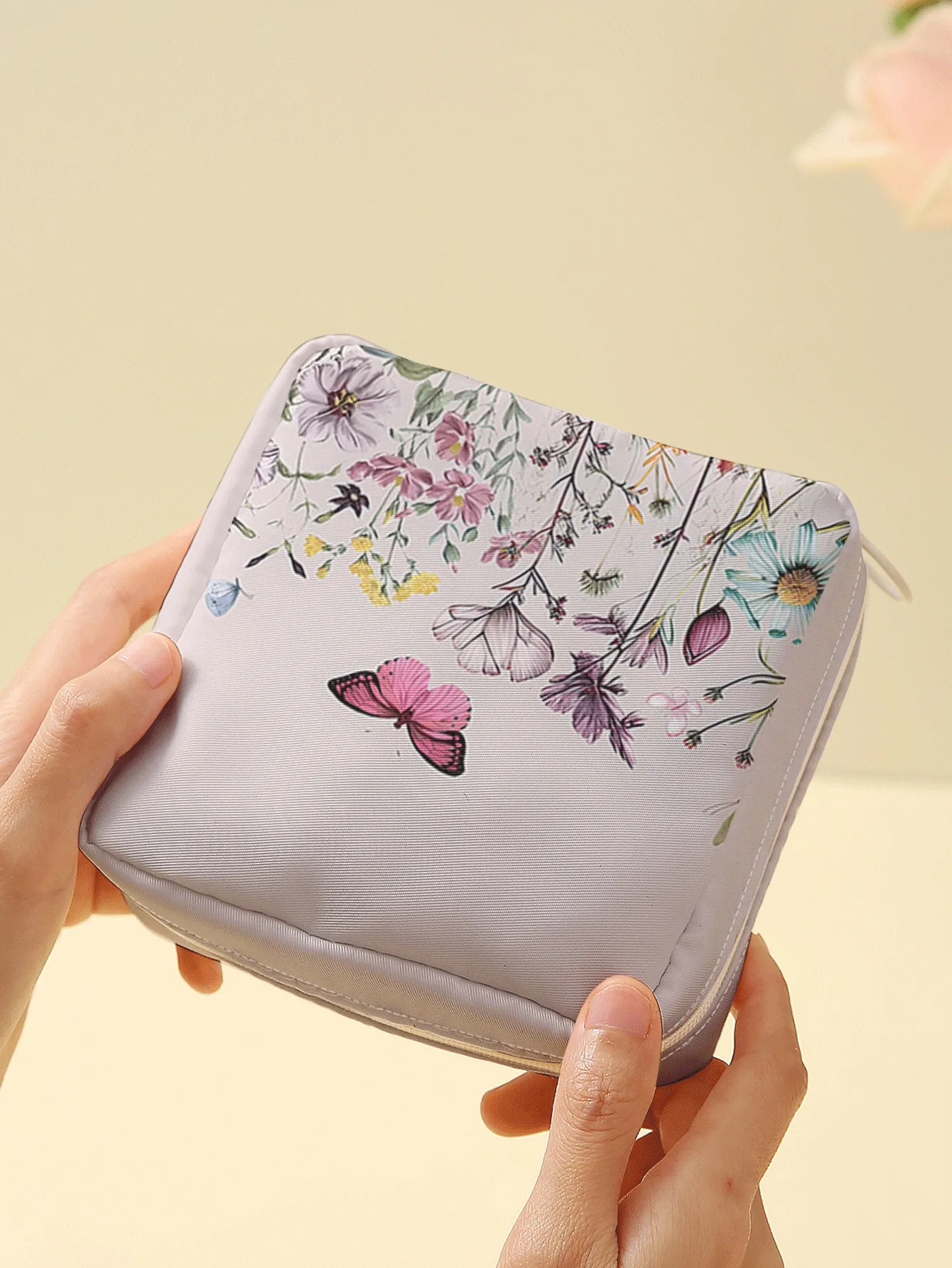 1pc, Pink Butterfly Wildflower Printed Sanitary Napkin Storage Bag Portable Mini Makeup Pouch suitable for Daily Travel Shopping