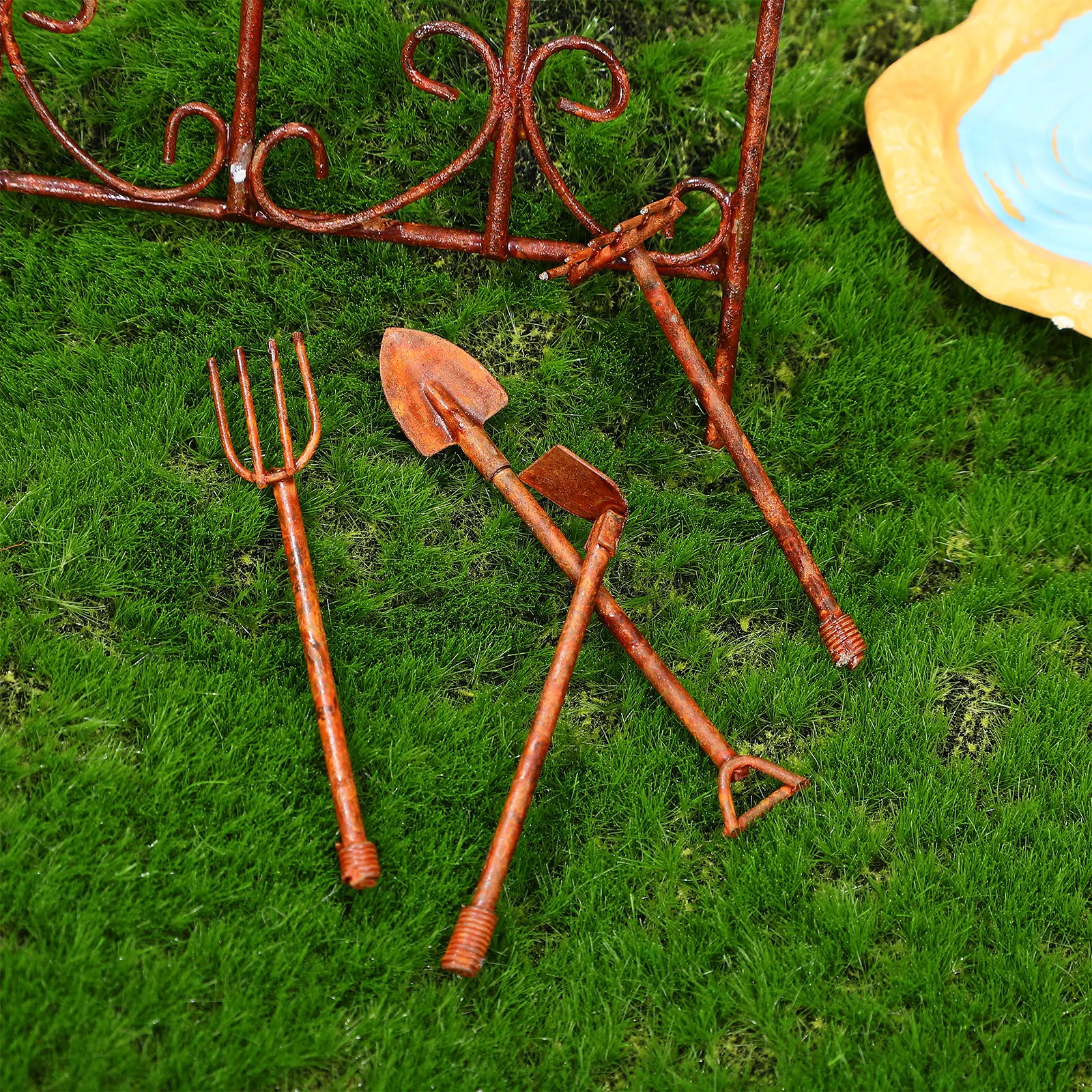 5Pcs Miniature Garden Tools Set Style Hand Rake Shovel Spade Fence for Garden Decor Miniature Landscaping Sand
