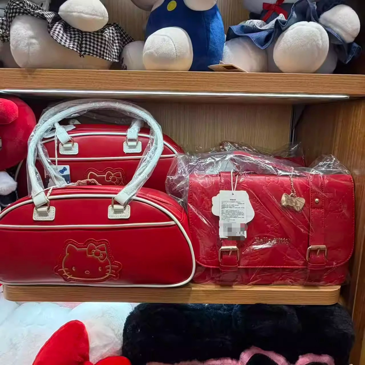 

Retro Style Hello Kitty Backpack, Convertible Shoulder Bag for Daily Use, Cute Sanrio Vintage Purse for Women, Travel Gift