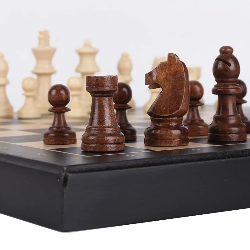 

High Grade Wooden Chess Set, 34 Solid Wood Chess Piece, Folding Portable 33*33cm Chessboard, Family Table Board Game
