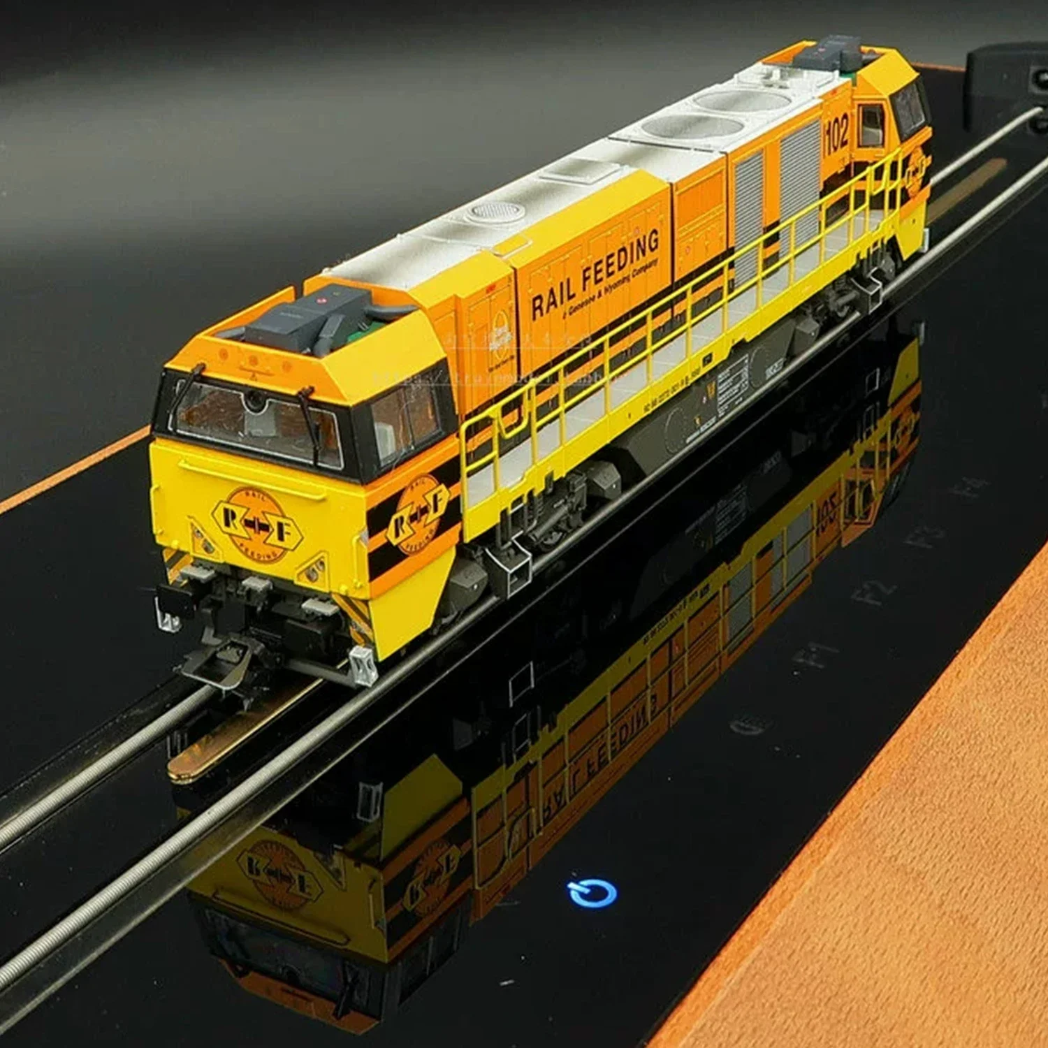 TRIX HO 1/87 Train Model 25297 DCC Digital Sound G2000BB Internal Combustion Engine R&F Painting Train Model Toy Gift