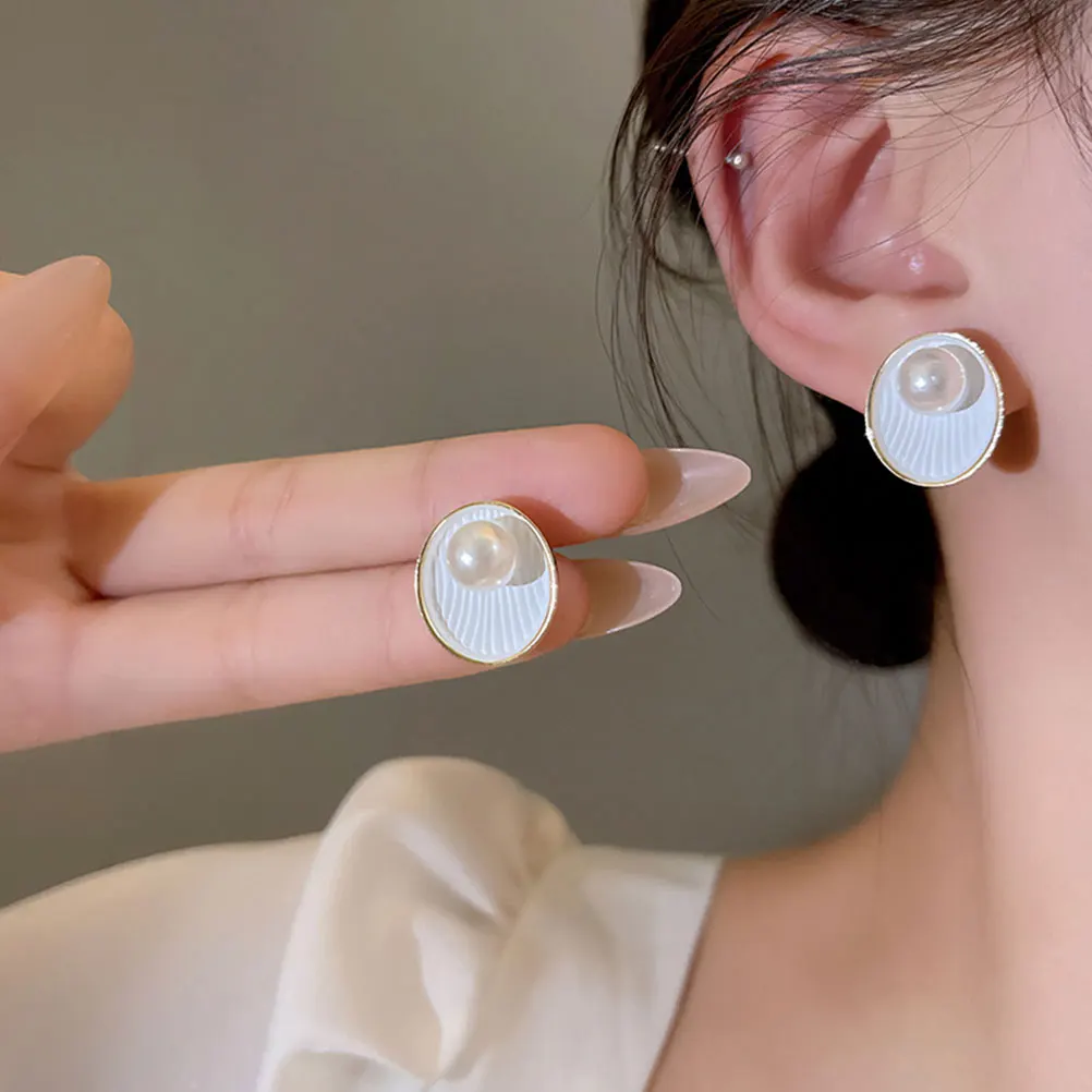 

Geometric Circle Stud Earrings for Women Girls Classic Color Design Elegant Everyday Wear Party Ceremonies Pearl Ear Studs Post