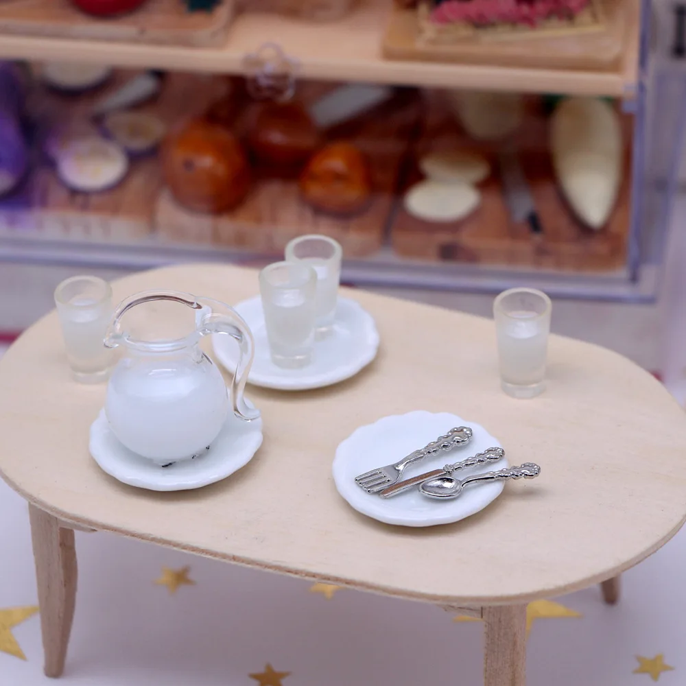 Doolhouse doll house food game simulation milk, mini knife and fork, pocket ceramic plate, miniature milk jug