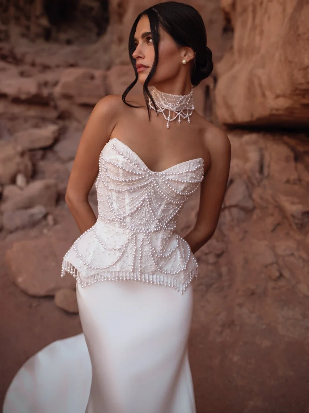 New Romantic Pearls Tassel Wedding Dress Flowy Satin Mermaid Corset Bridal Gown Customized Sequined Destination Bride Wear