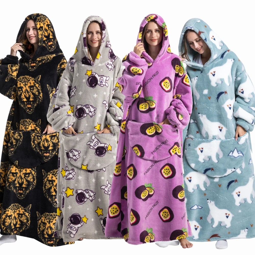 Halloween Family Matching Blanket Hoodies Women Cartoon Bear Dinosaur Sweatshirts Adult Oversized Warm Pullover Winter Clothes