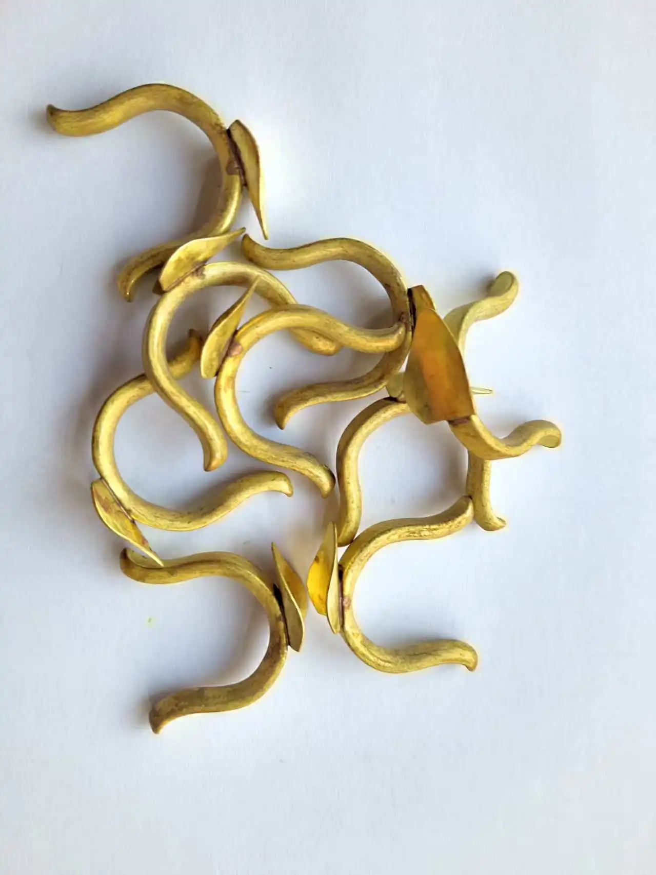 2pcs Trumpet musical instrument accessories, trumpet thumb hook