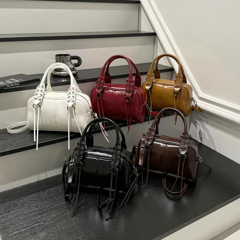 

New Shoulder Armpit Women's Bag, Fashionable Receipt Commuter Handbag, Retro Design Large-capacity Oblique Span Bag