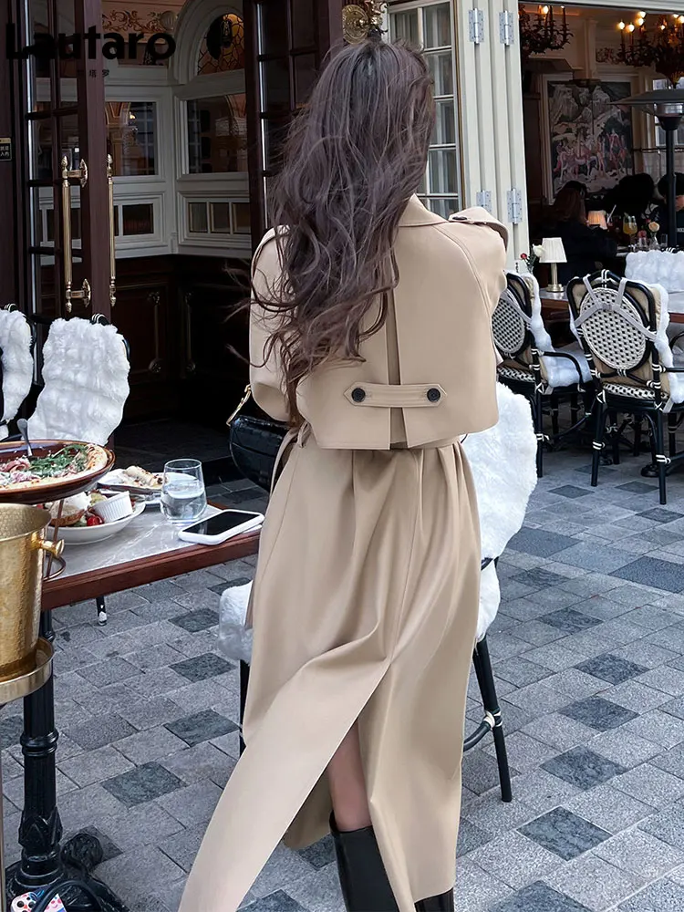

Lautaro Spring Autumn Long Khaki Trench Coat for Women with Back High Slit Belt Elegant Chic Stylish Luxury Overcoat Women 2026