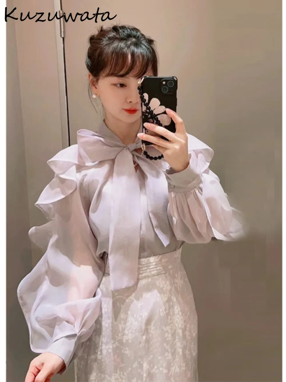 Kuzuwata Sweet V Neck Butterfly Sleeve Print Shirt Voile Elegant Lace Up Bow All-match Blouses Japan French Style Fungus Blusas