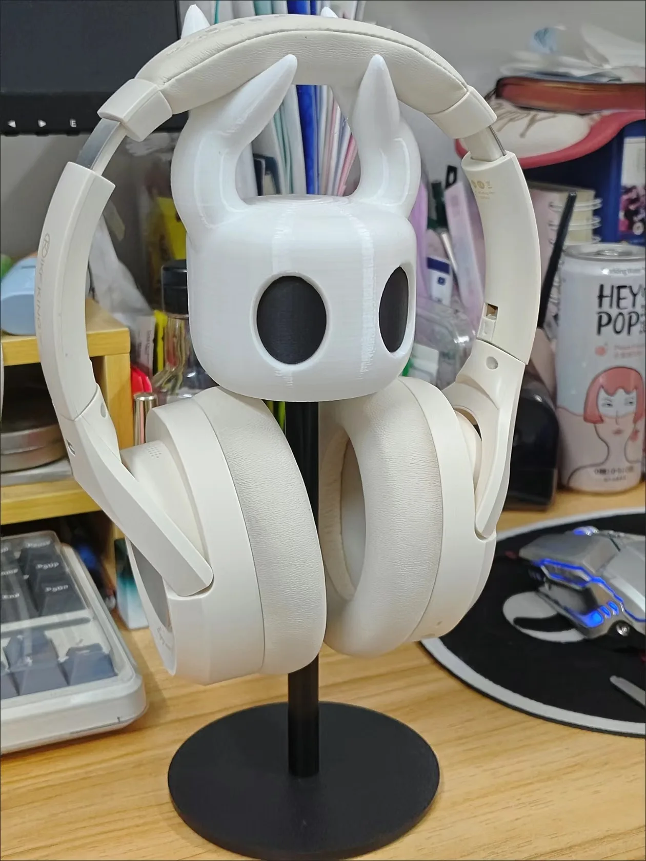 ホロウナイトゲームコントローラーベースブラケットとヘッドフォンスタンドかわいいデスクトップ装飾クリスマスギフトアニメコスプレアクセサリー