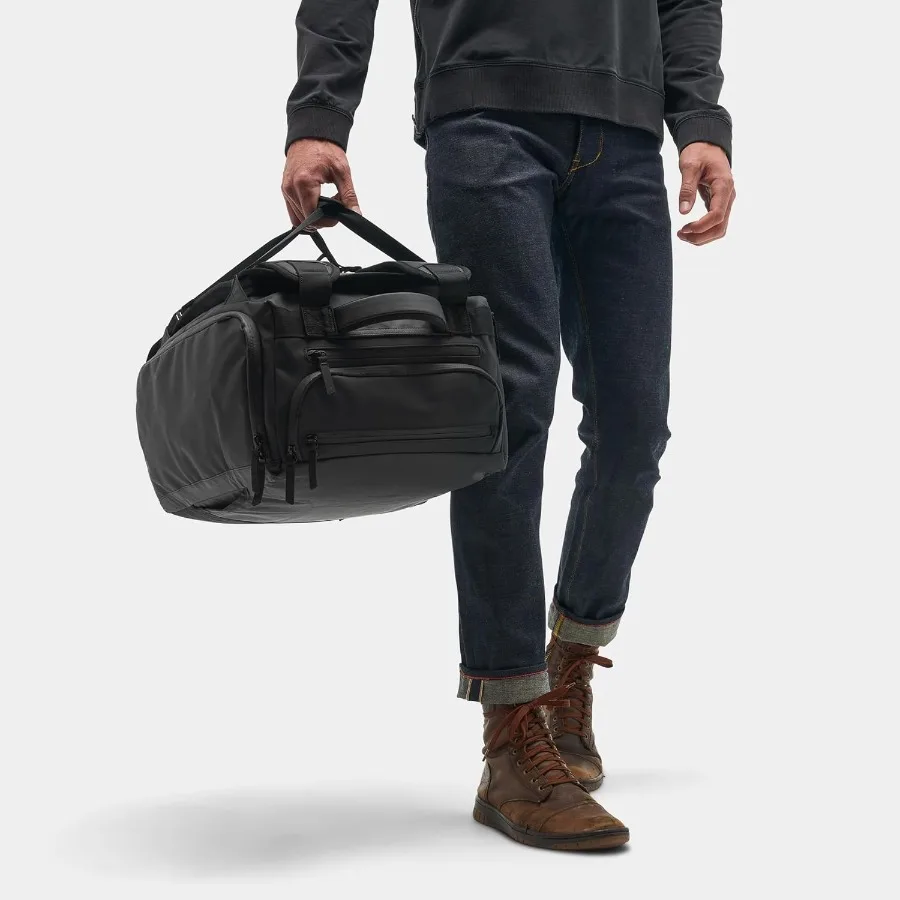 NOMATIC 30L Reisetasche – umwandelbare Reisetasche/Rucksack, Handgepäckgröße für Flugzeugreisen, täglicher Gebrauch, Laptoptasche, TSA-konform