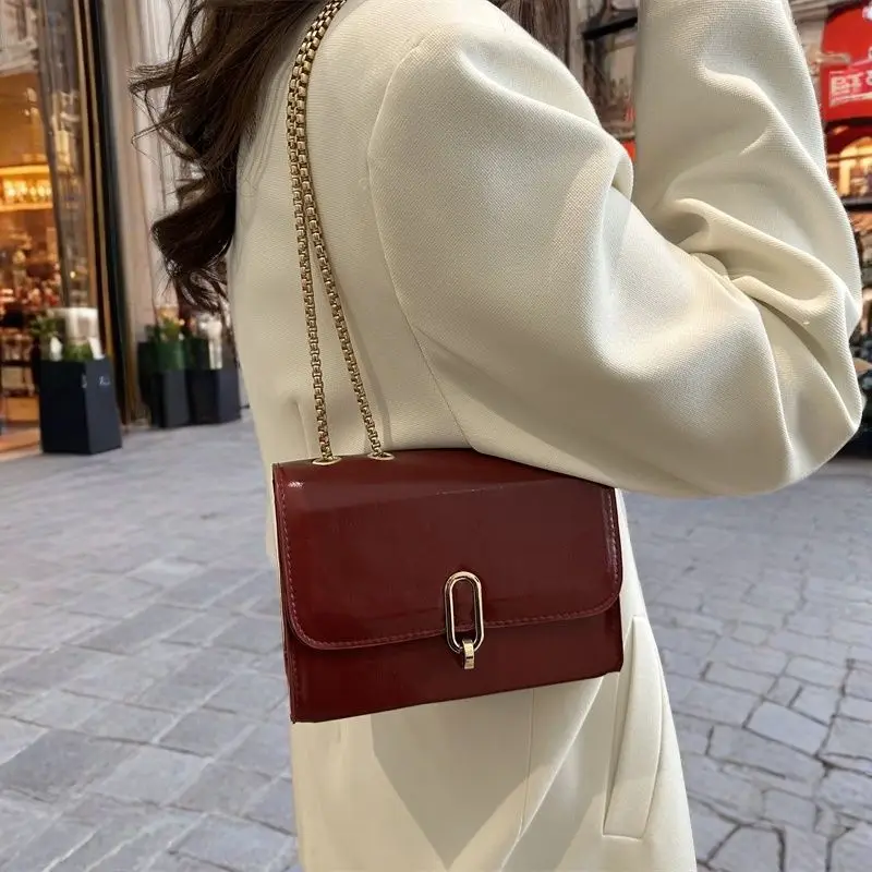 

Сумка на плечо с ремешком-цепочкой, универсальный квадратный кошелек для женщин, минималистичная сумка через плечо, модная пригородная сумка-тоут, шикарная сумка «день-ночь» ​