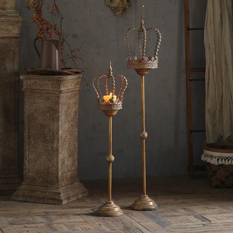 Vintage Wrought Iron Floor Candle Holder European Court Style Crown Design Tall Metal Flower Stand Home Decor Ornament