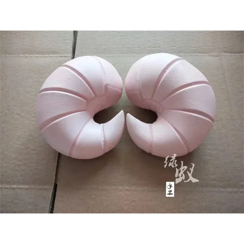 ¡Dulces 2025 soy aquí! Iruma-kun Valac Clara Cosplay cuernos de oveja Bienvenido al demonio sombreros escolares Pin pinza para el pelo Anime Ha