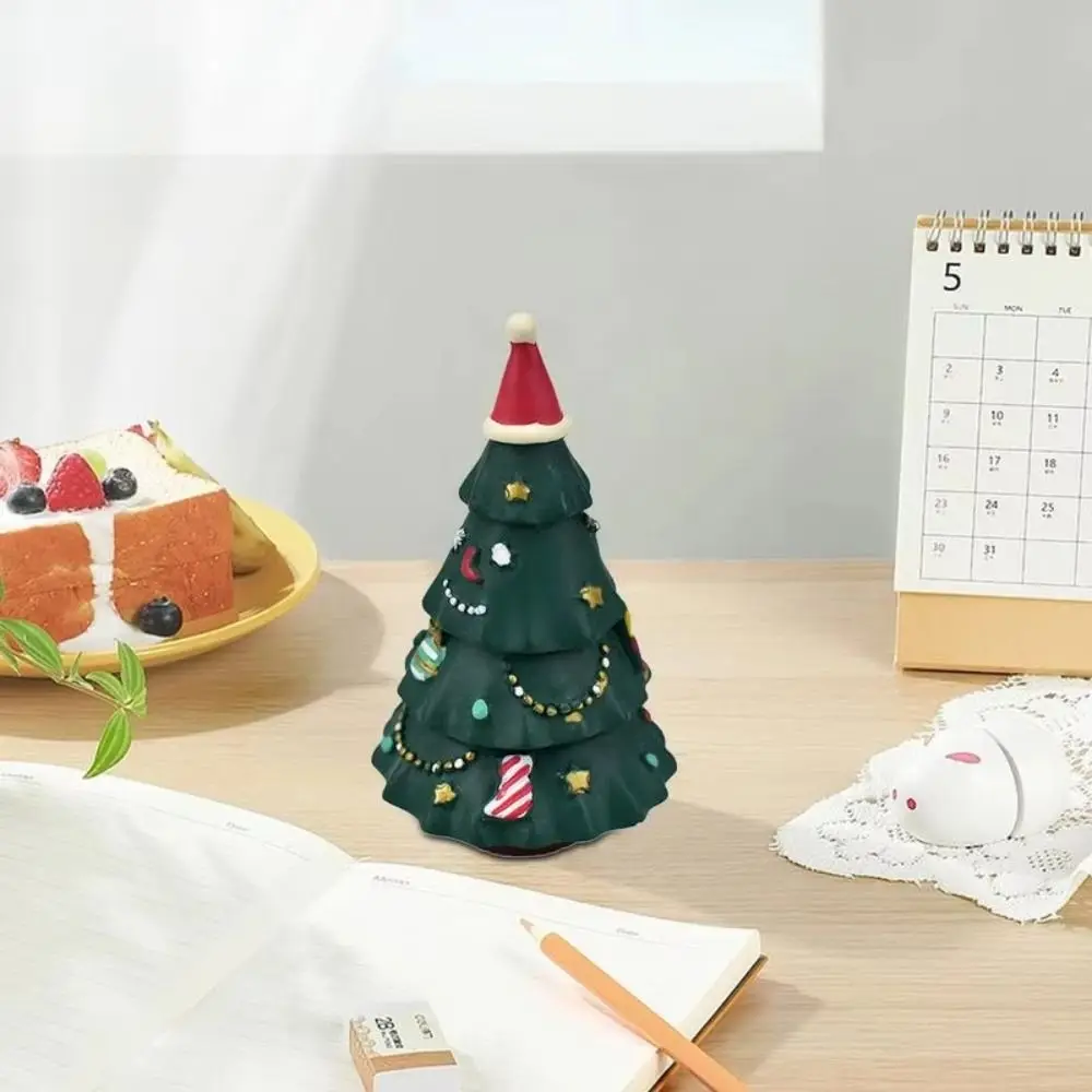 Kawaii Japan Zakka Christmas Figurine Cartoon Mini Resin Christmas Tree Ornament Exquisite Handmade Zakka Christmas Tree Model