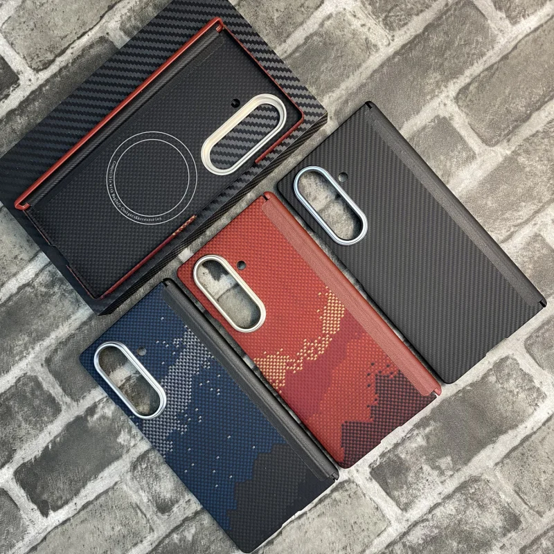 

For Samsung Galaxy Z Fold 7 – Aramid Carbon Case – Ultra-Slim Magnetic Compatible Protective Cover Shell, Lightweight Grip