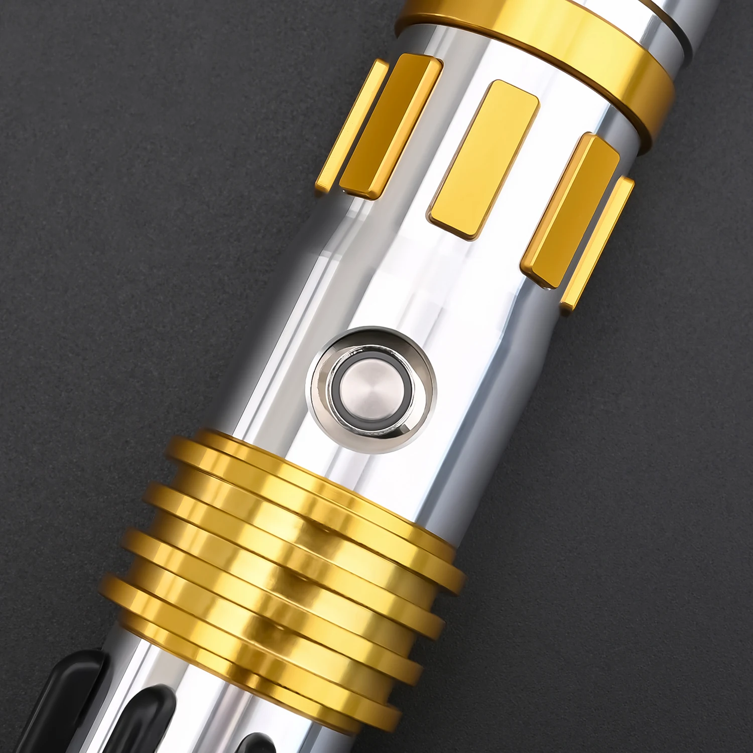 TXQSABER Lightsaber WinduSe Hilt No Blade Empty Hilt يأتي مع مجموعة إلكترونية Neopixle SNV4-Pro Proffie v2.2 Jedi Cosplay Gift