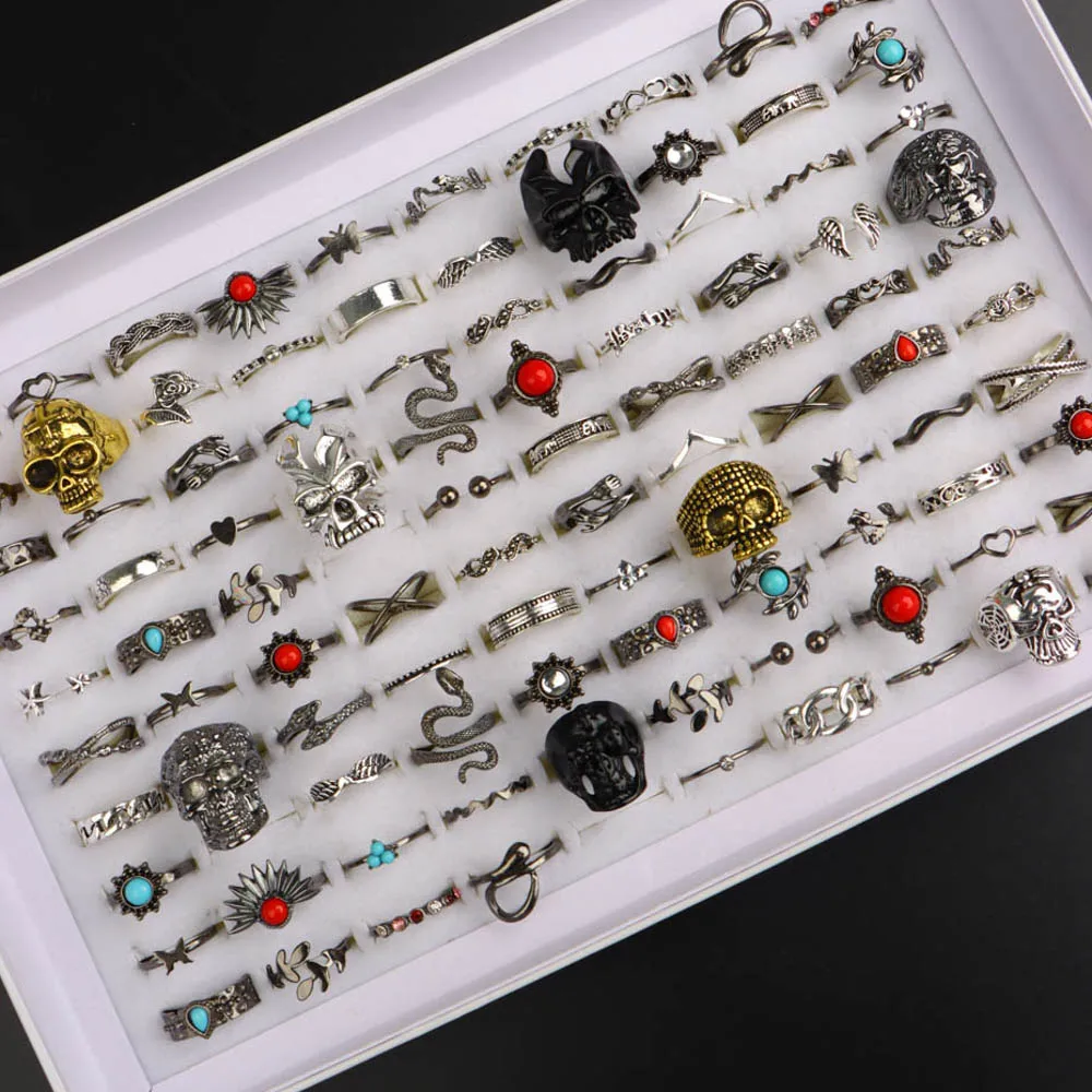 20/30/50 قطعة/الوحدة جديد خمر شخصية الموضة الشرير الجمجمة خواتم للنساء الرجال مزيج نمط الهيب هوب مجوهرات اكسسوارات هدايا الحفلات