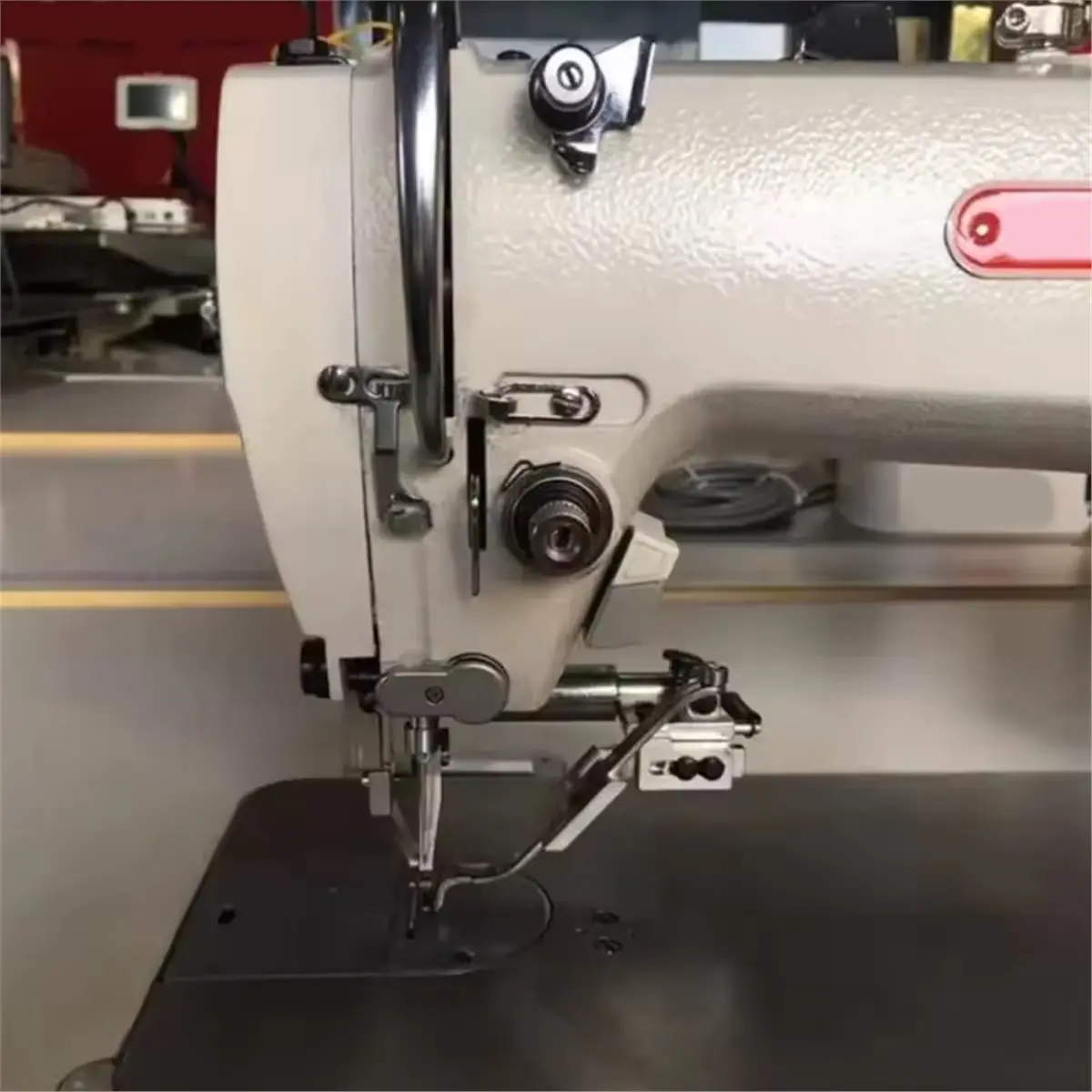 HAPPY EVER Industrial Sewing Machine Accessories Sewing Away Roller Gauge Suspended Edge Guide Locator for DY Machine GB 2
