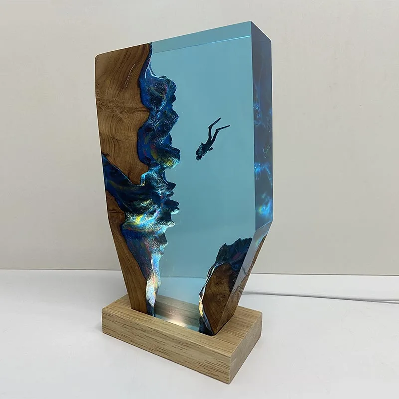 Lampe en résine à thème Spelunking pour homme unique, belle veilleuse artistique créative, décoration artisanale, lampe de Table USB