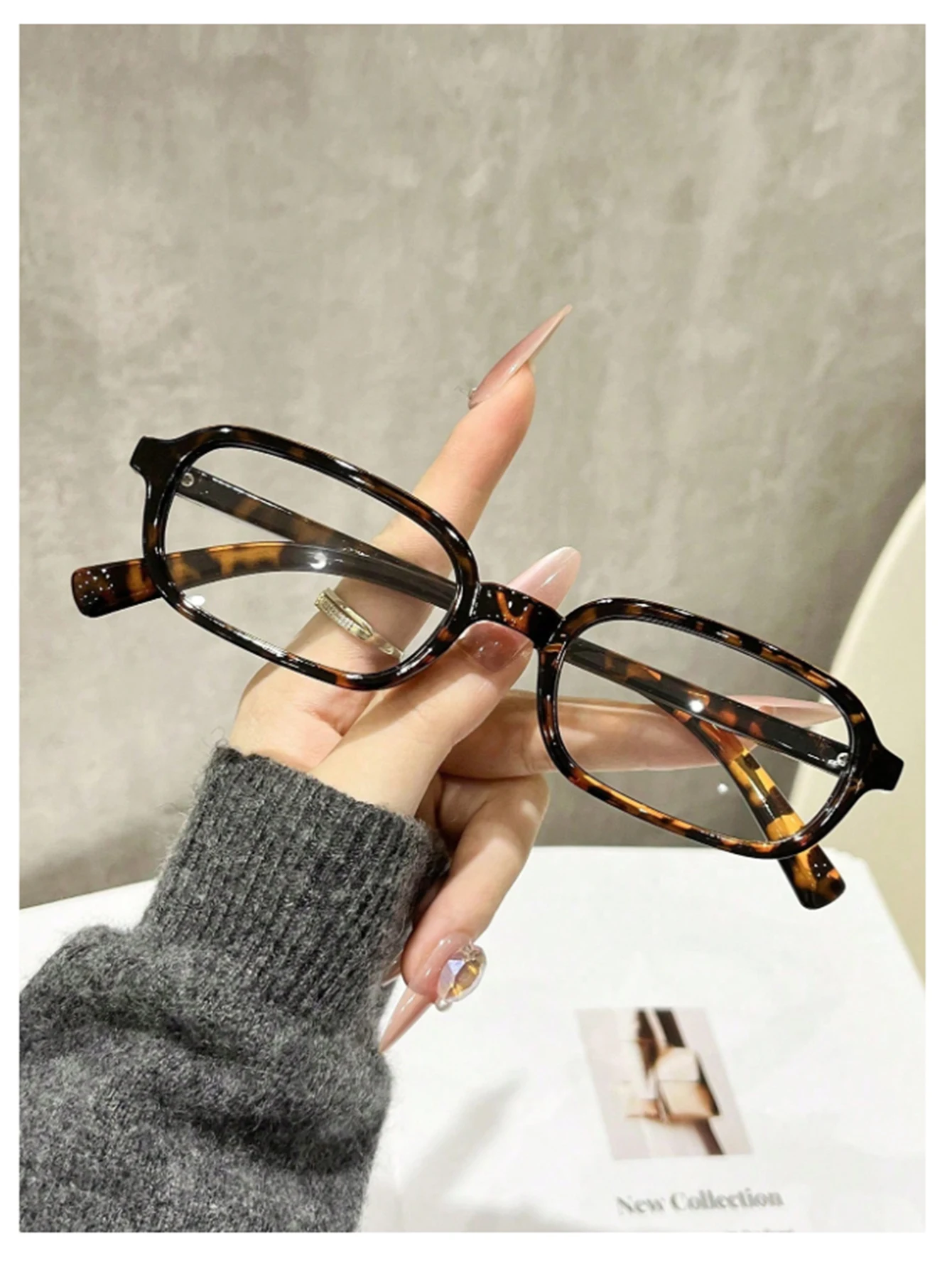 1Pc High-End Leopard Print Square Frame Women's Non-Prescription Glasses with a Light Luxury Gold Label Design