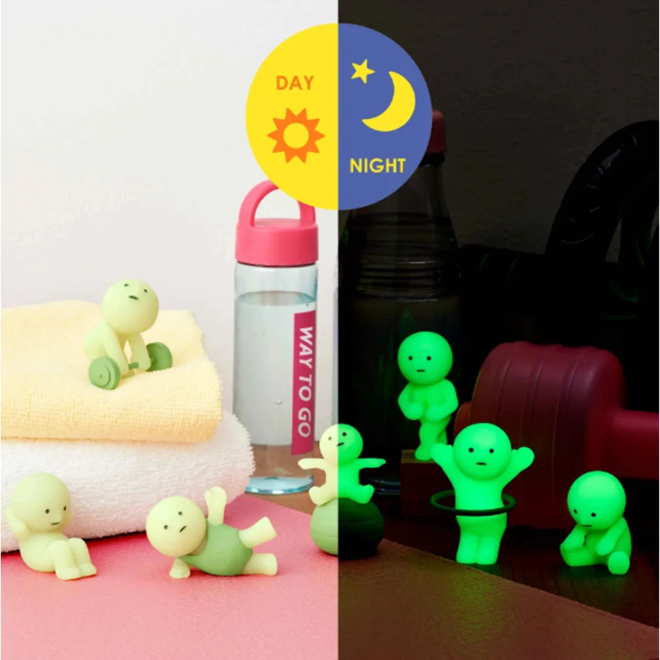 Smiski-caja ciega de luz nocturna a la moda, Jun 1234 generación, juego, Fitness, Yoga, decoración de dormitorio, bonito adorno colgante para coche