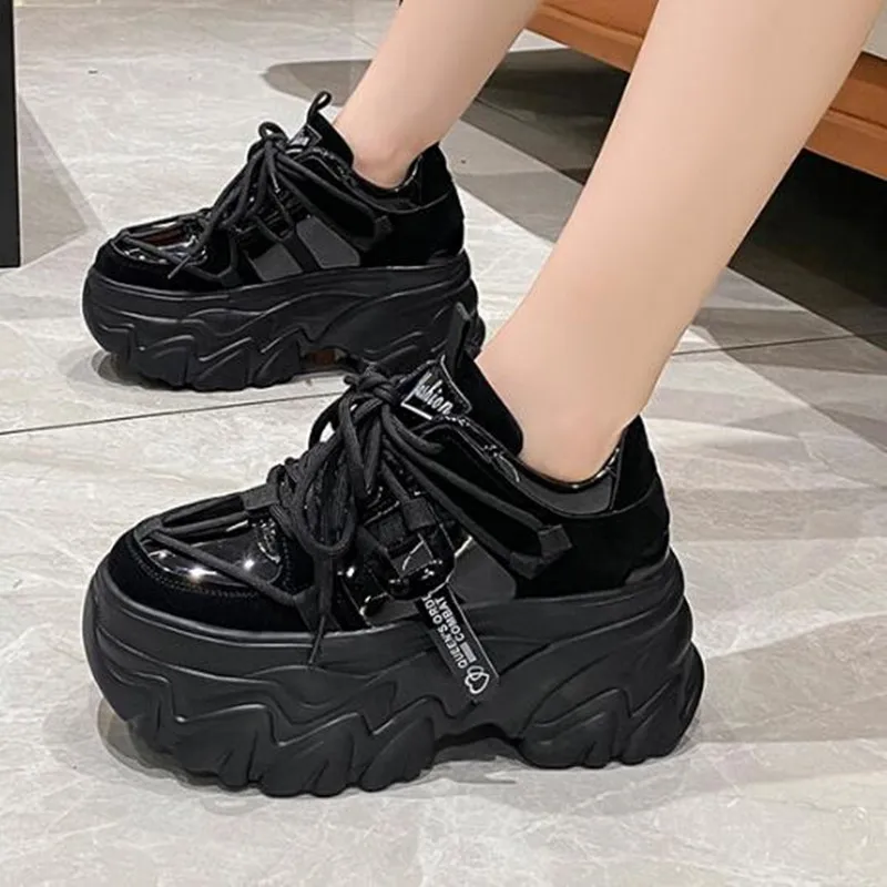 Autumn Breathable Thick Bottom Casual Shoes New Luxury Womens Chunky Leather Sneakers 8cm High Platform Ulzzang Sports Dad Shoes
