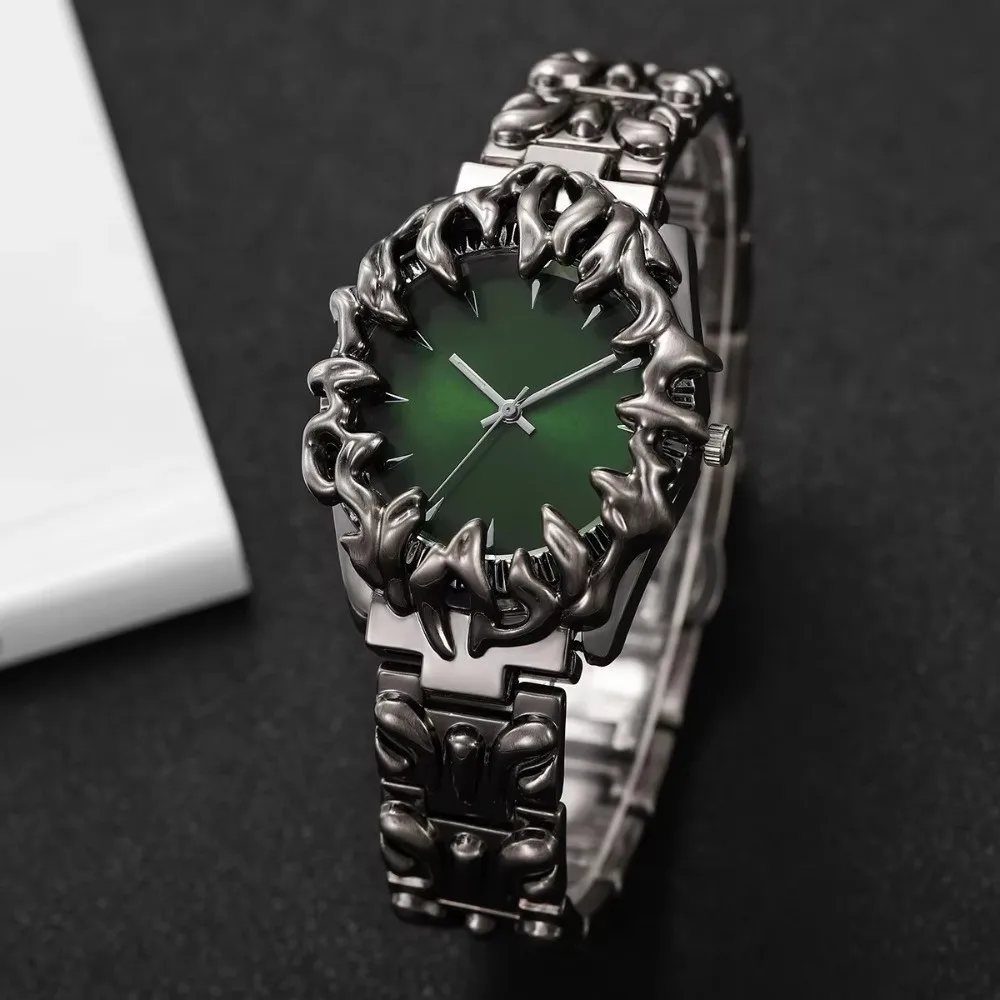 Claw Design Quartz Wrist Watch Stainless Steel Strap Alabaster Dial Men Watches Quartz Movement Without Box Gothic Watches