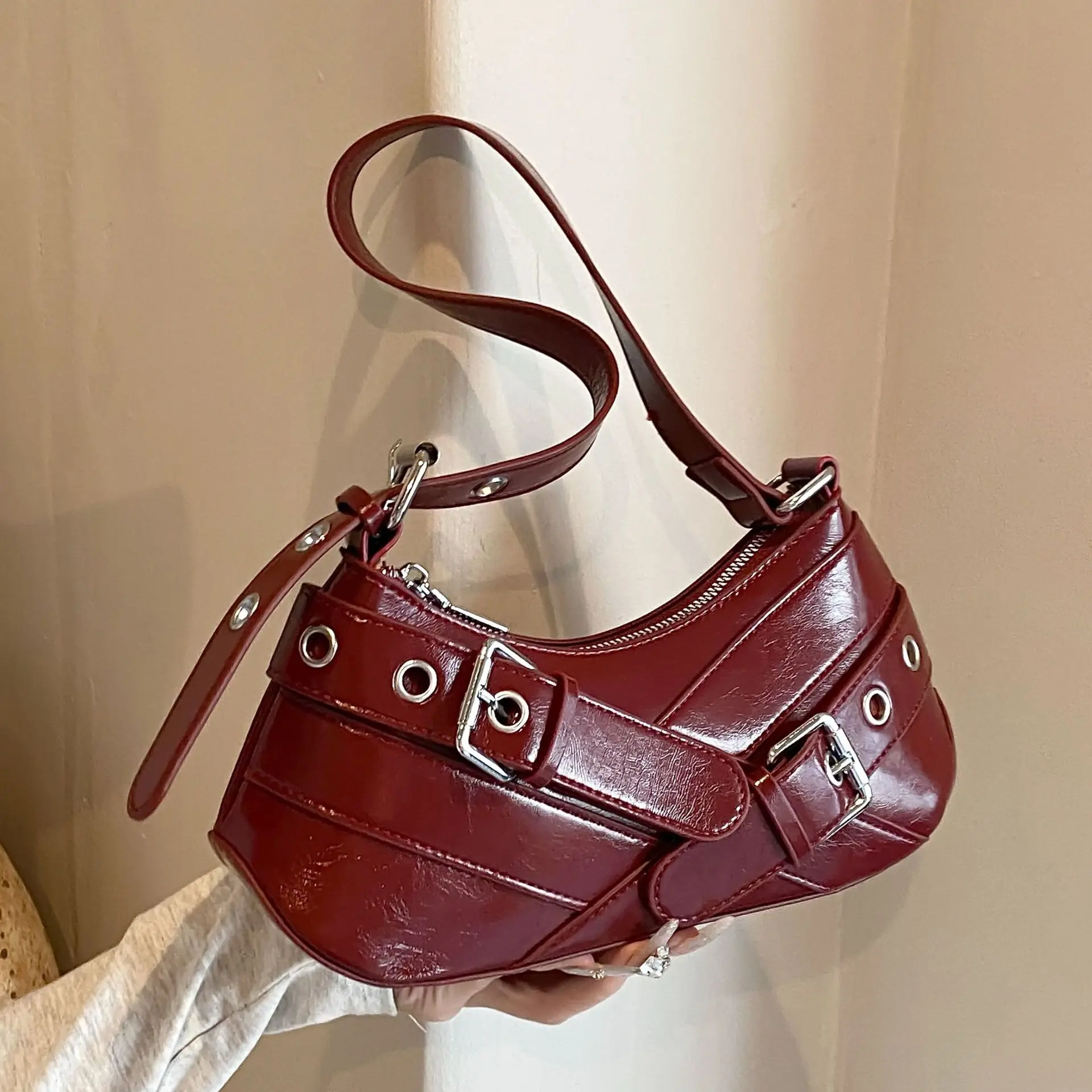 Vintage Belts Women Shoulder Bags Designer Underarm Bag Punk Motorcycle Bag Luxury Pu Leather Lady Handbags Small Female Purse