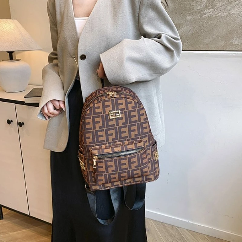 

New Style Trendy Crossbody Bag - Sleek Niche High-End Exquisite Versatile Design for Women's Fashionable Sweet Retro Use