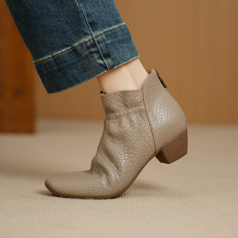 2027 New Shoes for Women High Quality Ankle Women's Boots Plus Size Modern Boots Women Round Toe Low Heel Back Zip Shoes Female