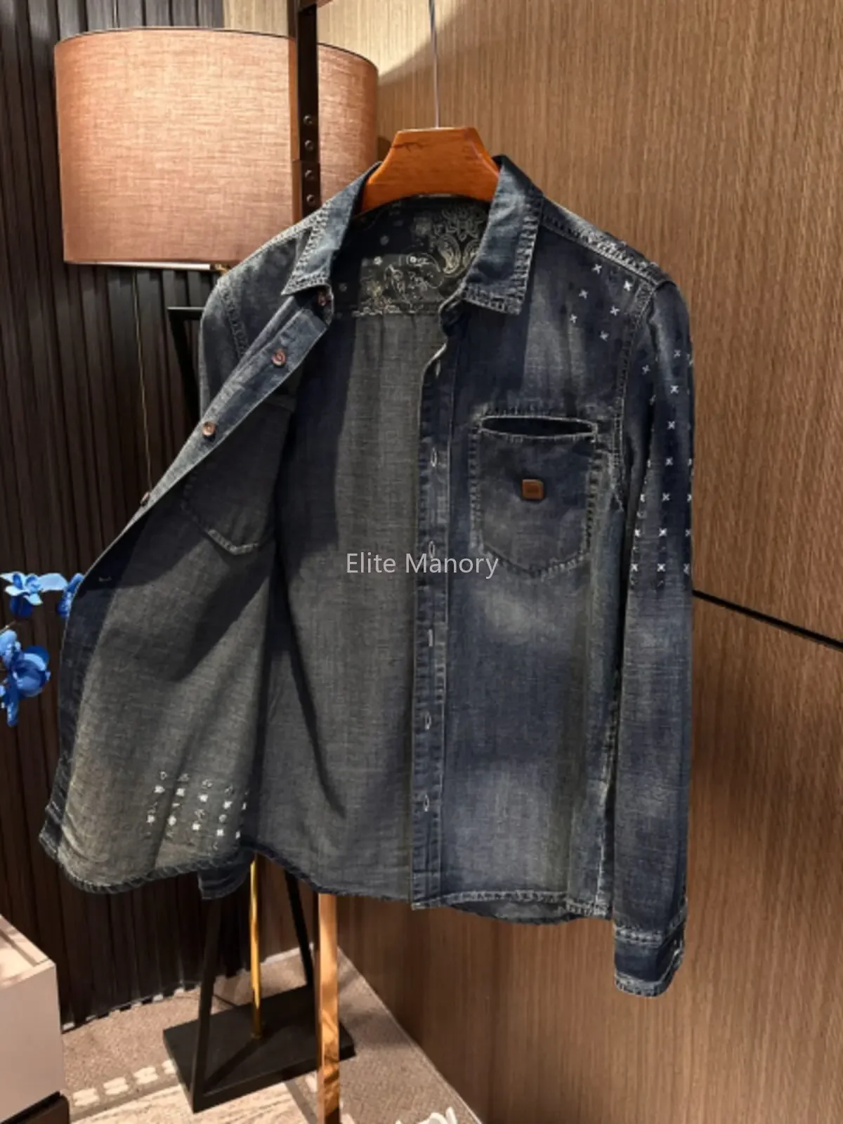 [Free and uninhibited, early spring wear] High-quality retro washed fashion long-sleeved denim shirt