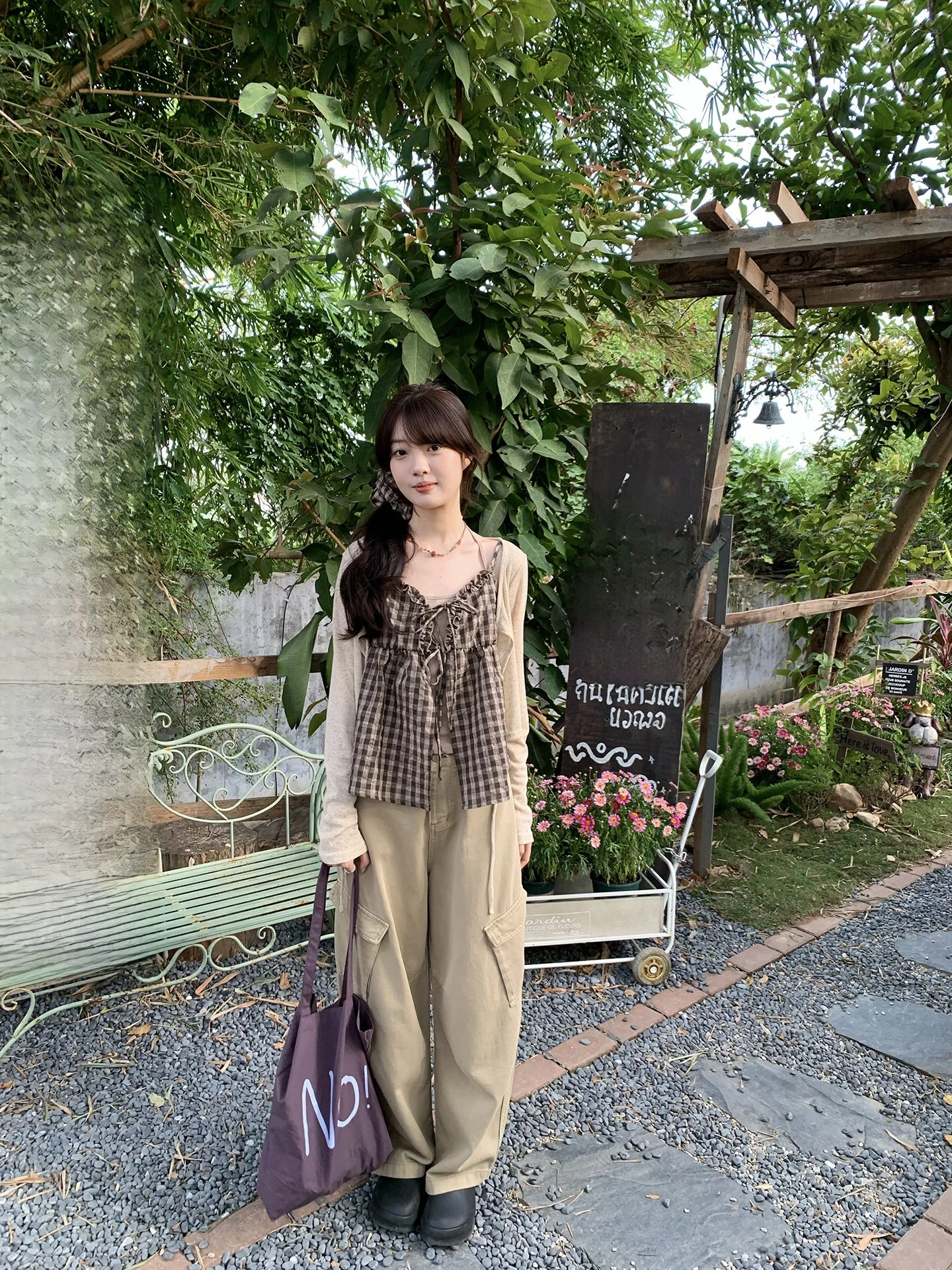 

Корейский комплект из двух предметов: однотонный жилет с бантом и клетчатые шорты на бретелях, женский, модный, весна-лето, дышащий, укороченный