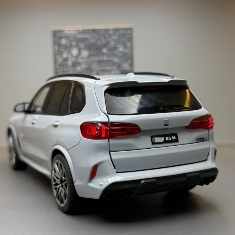 

Металлическая модель внедорожника X5M 1:24, литая под давлением, со звуковыми и световыми эффектами, игрушка для детей, подарок