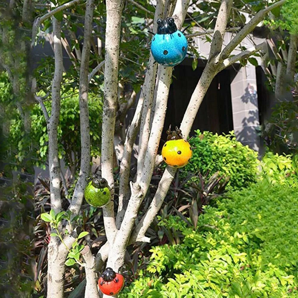 Mini Metal Ladybug Beetle Fence Hanger Wall Hanging Ornament Statue Outdoor Patio Garden Figurine Sculpture For Home Decor