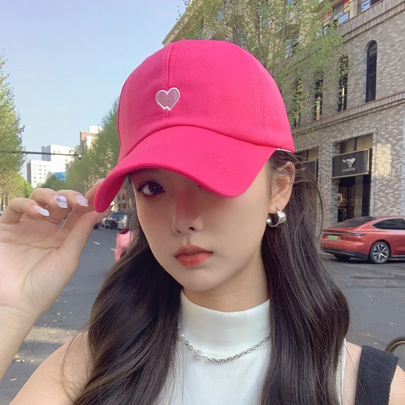 bone-de-beisebol-feminino-de-verao-com-coracao-bordado-aba-alta-e-aba-curva-estiloso-e-versatil