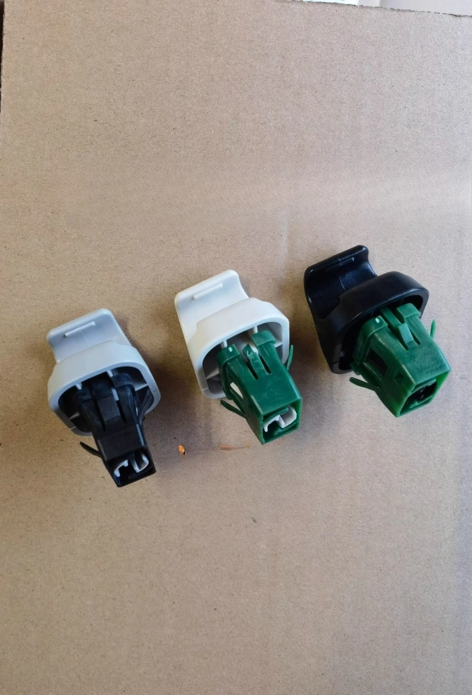 

1pc For Honda Odyssey Accord Crider CR-V Jade XR-V Vezel sun visor clips