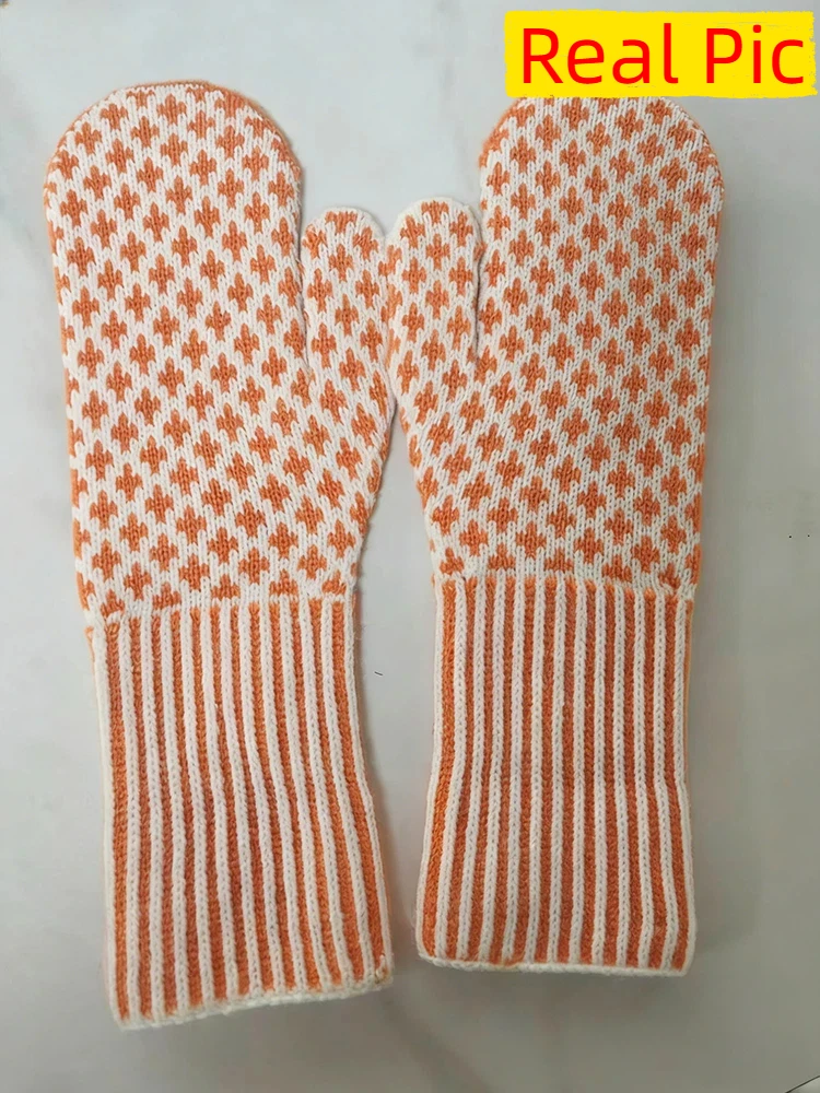 The Naughty List Knitted Mittens Orange And White With Cross Pattern Hidden Middle Finger Mittens For Ski Cycling Running